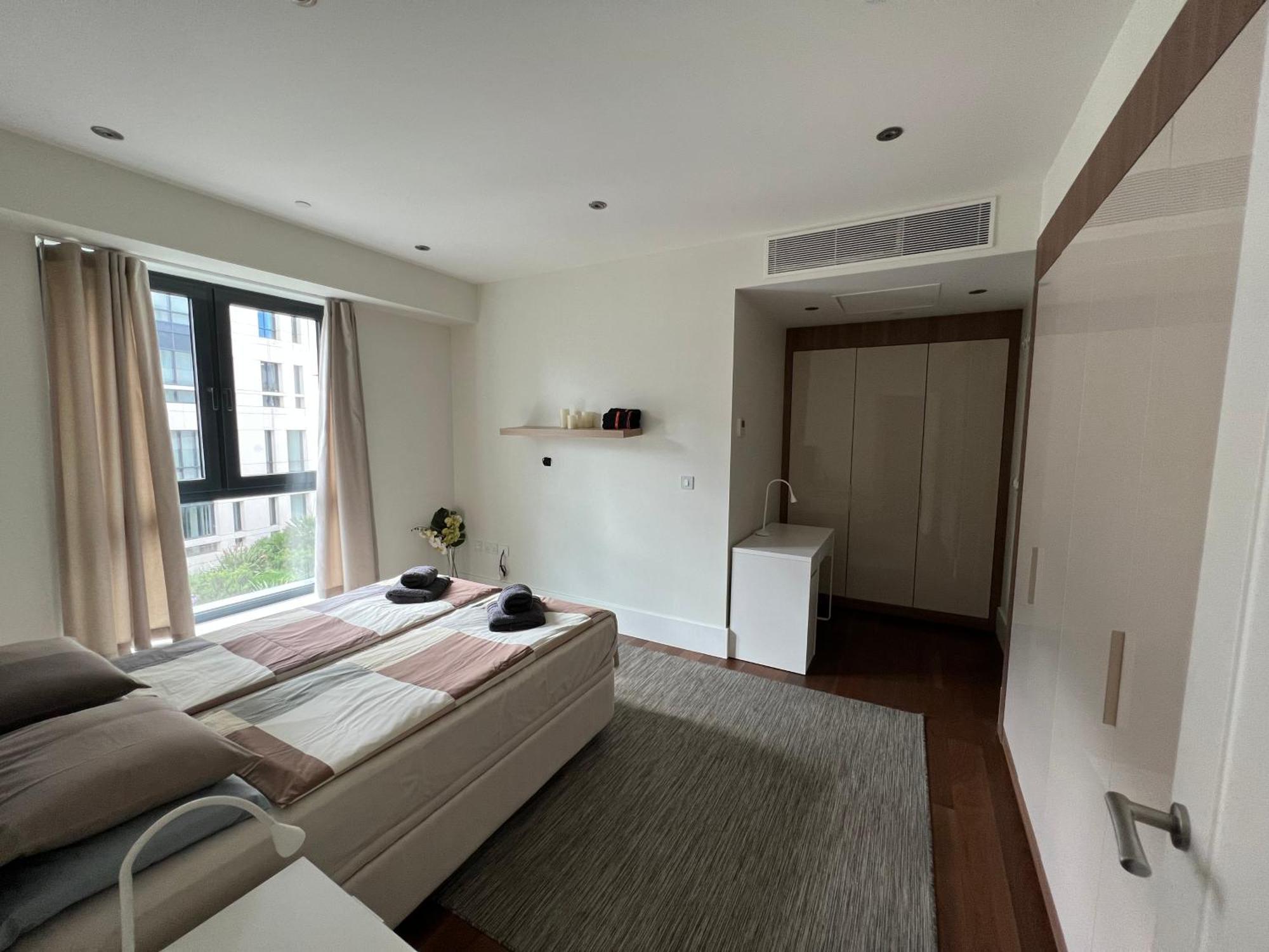 Deluxe 1-Bed Apartment In The City Centre Gibraltar Extérieur photo